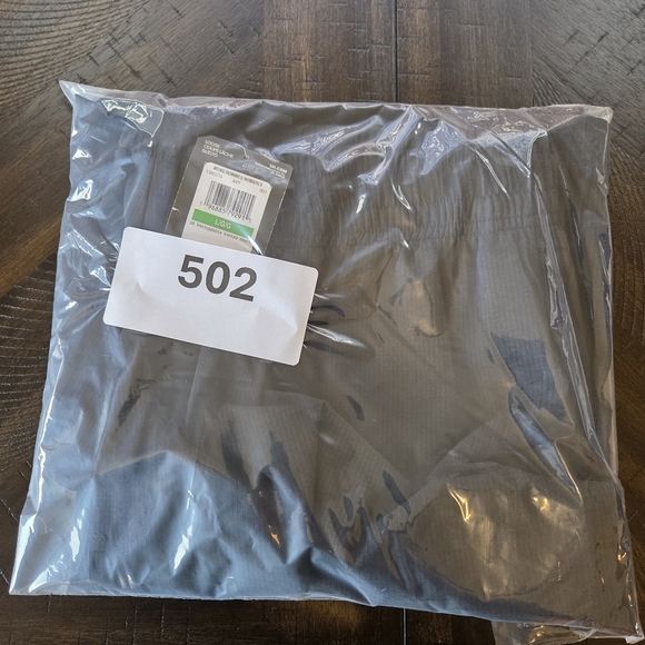 Under Armour Men's Large UA Unstoppable Vented Gray/black Athletic Shorts New - Picture 10 of 10